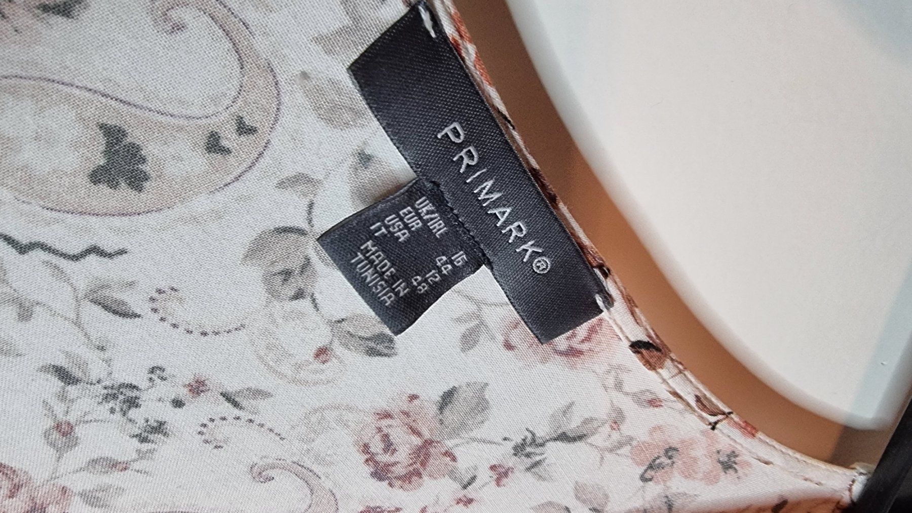 Vestiti: Kleid Größe 40/42 – Usato da Wald ZH venduto da Martin79 3