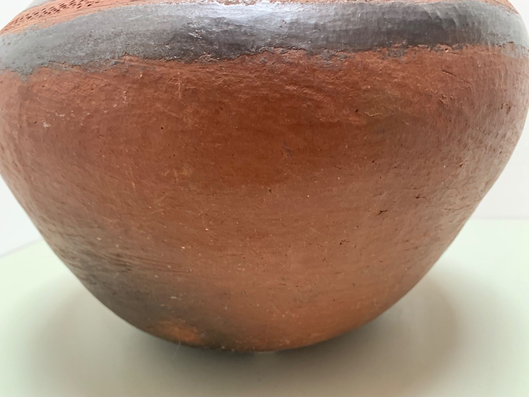 Pentole: Grosses formschönes Gefäss, Ton, Wassertopf – Usato da Adetswil venduto da Smita 3