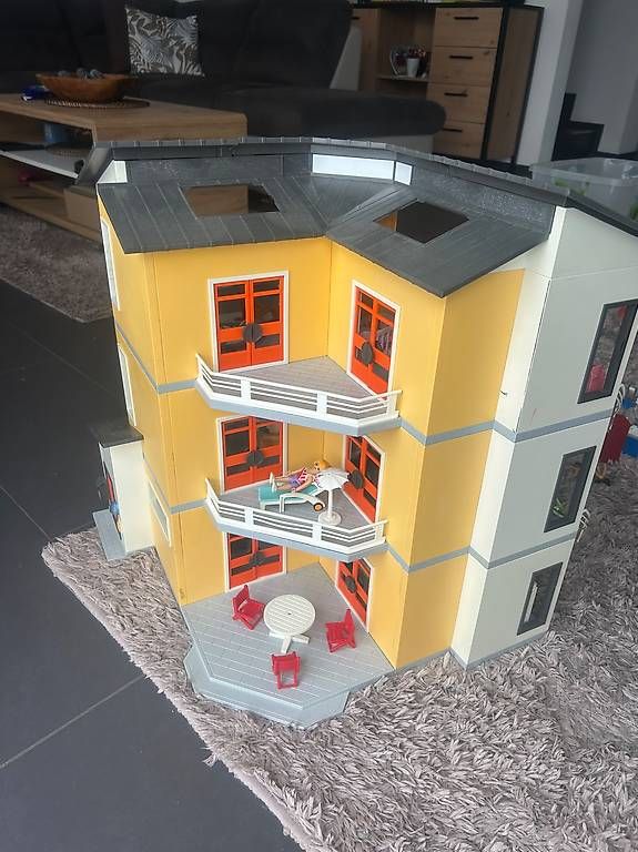 Playmobil Giocattoli: Playmobil grosses Wohnhaus – Usato da Biberist venduto da ker_7jjf 3