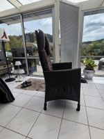 Rattan Liegestuhl mit Kissen guter Zustand