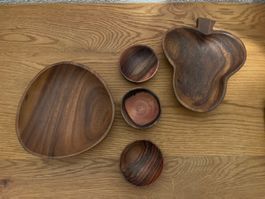 5 Stück Teak Holz Schalen für Tisch Kultur oder Deko