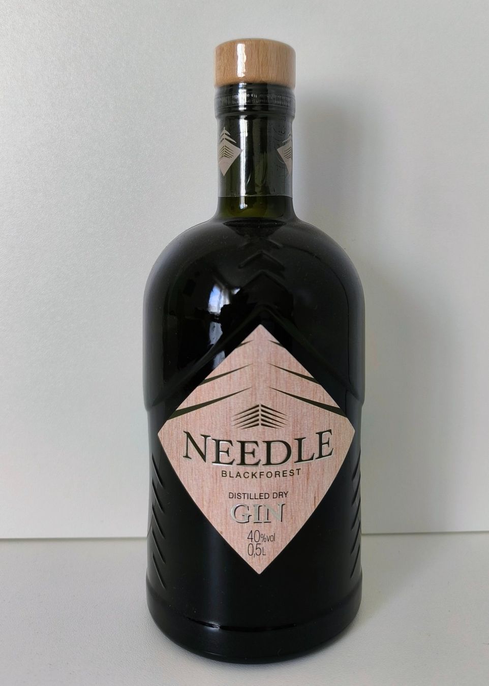 Bevande alcoliche: Needle Blackforest Gin 0,5l / Sammelversand möglich – Nuovo e nell'imballaggio originale da Muttenz venduto da hak_dsk9