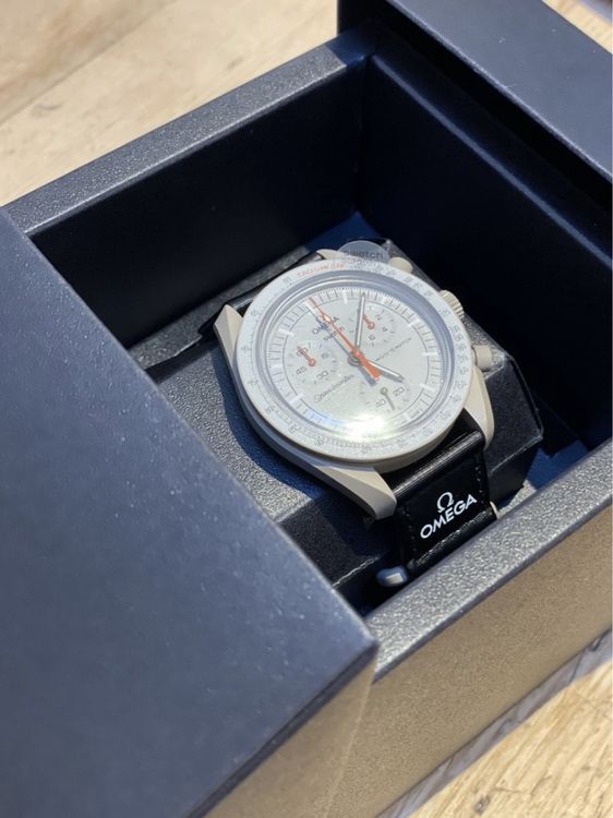 Swatch Orologi: Moonswatch Jupiter – Nuovo e nell'imballaggio originale da St. Gallen venduto da xandram07 3