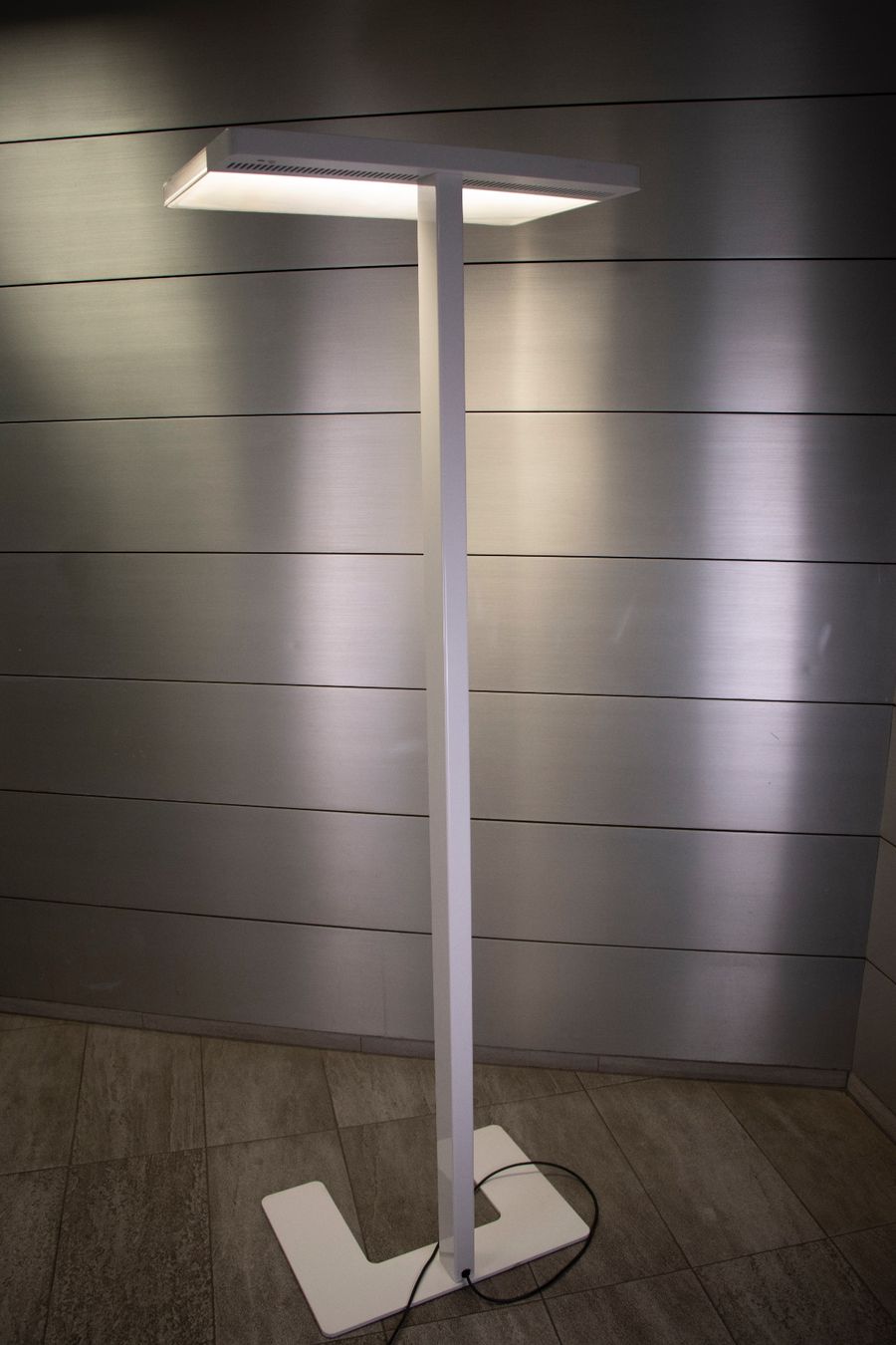 Lampade: LED Bürostehleuchte – Usato da Zollikerberg venduto da N_a_c_h_l_ass_ZH 4