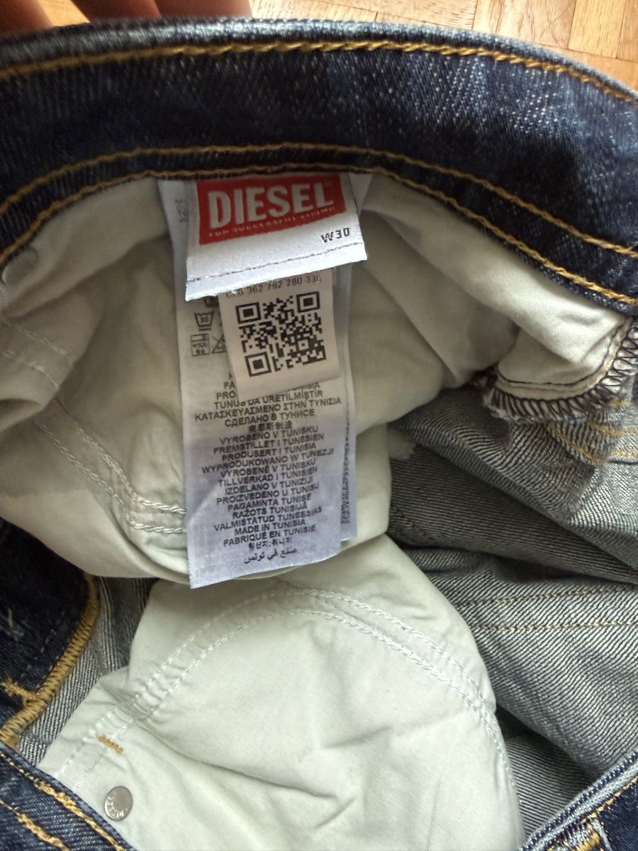 Diesel Jeans: Jeans Diesel (T.30) – Usato da Les Avanchets venduto da GG_ 3
