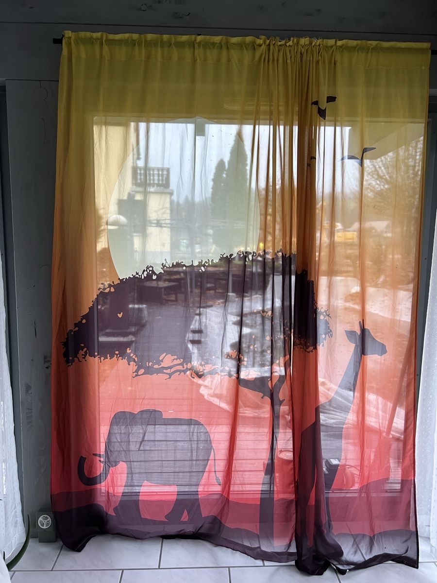 Vorhänge: Unique Elephant/ Giraffe Curtain- Africa Style – Gebraucht aus Saland von ele_vc96 2