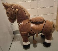 Reitpferd auf Rollen ab 4 Jahren