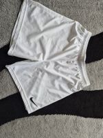 Nike Dri-Fit Fussballshorts Gr.L (12-13J.) 147-158cm weiss