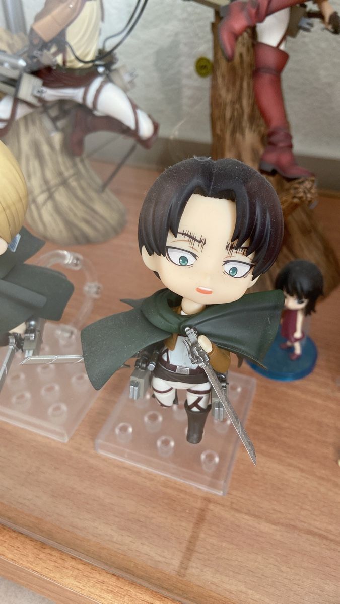 Statuette: Attack on Titan Levi Figur Nendoroid – Usato da Luzern venduto da 2ndchances