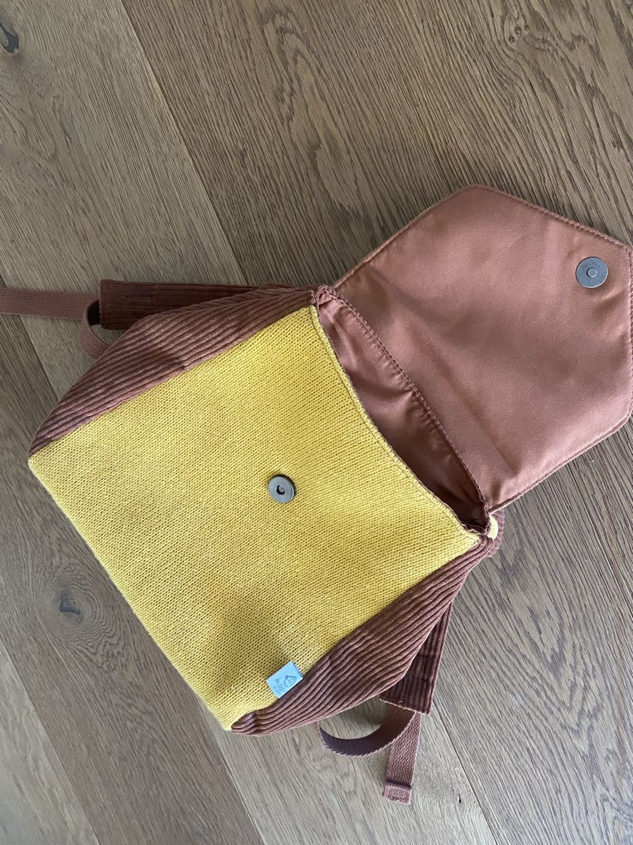 Borse & Zaini: Süsser Kinderrucksack – Usato da Neerach venduto da Sixtine 1