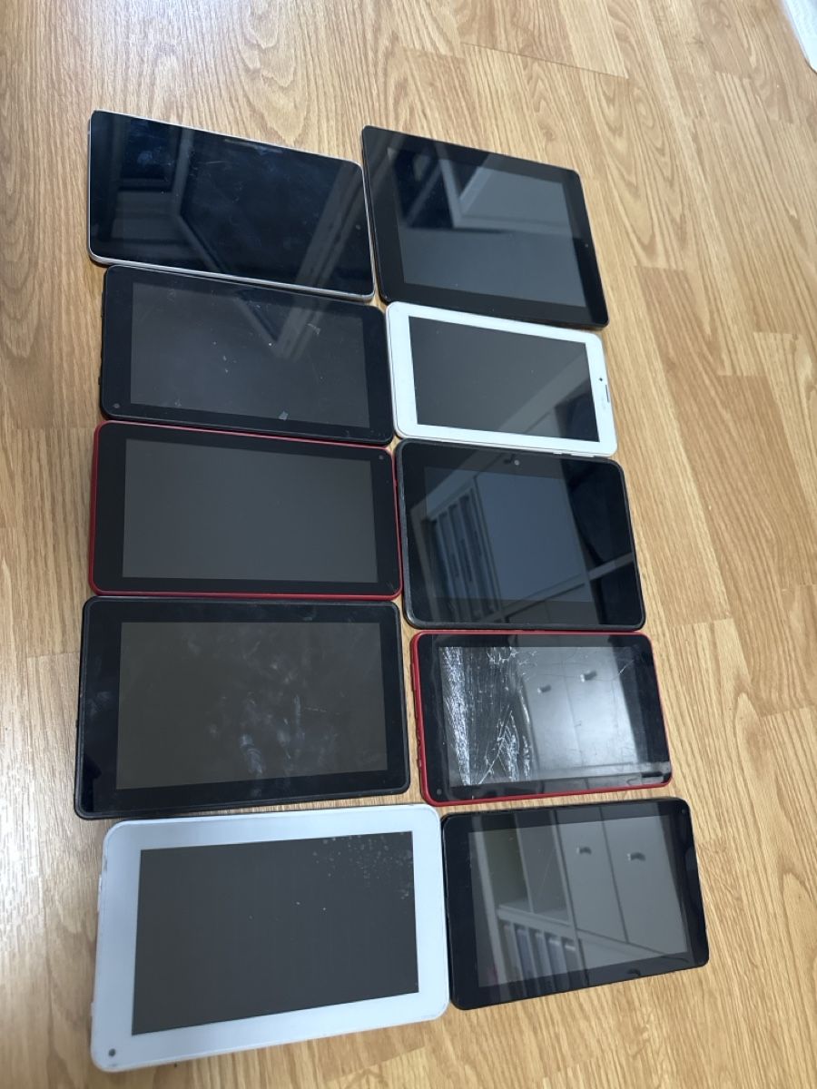 Tablet PC: 10 Tablet Mix different sizes  – Difettoso da Riehen venduto da Top-Quality 3