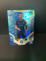 Panini Fifa 365 Fans Favourite L. Martinez Blue Parallel