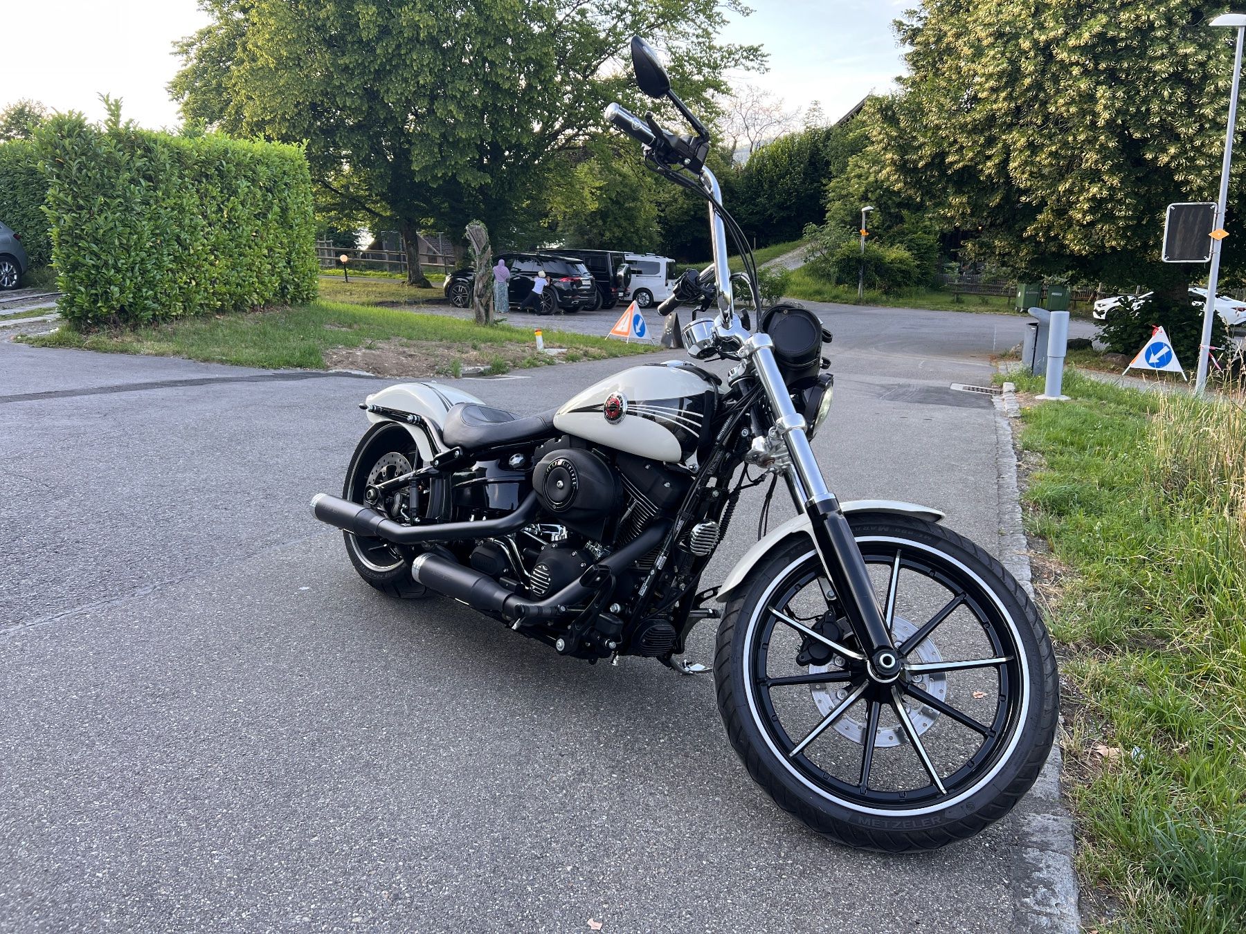 Harley-Davidson Chopper: Harley Davidson FXSB Breakout 103 - Ab MFK/Service - CUSTOM – Usato da Horgen venduto da LakeSideZH 3