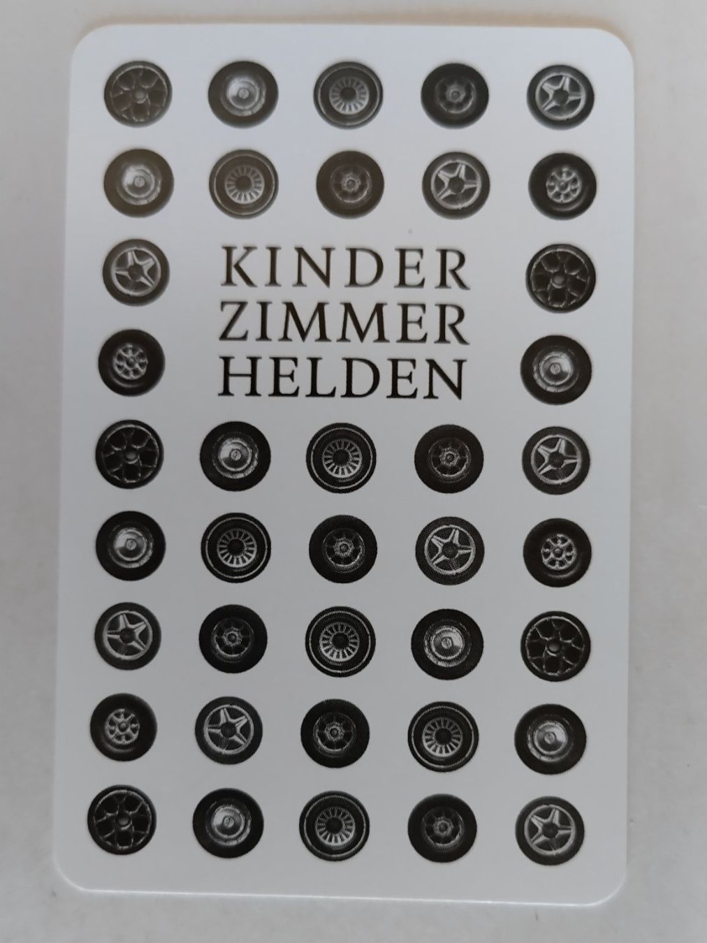 Spiele: Auto Quartett - Kinderzimmerhelden / Mit Blechdose ab Fr. 8. – Gebraucht aus Bellach von JingleJerry 8