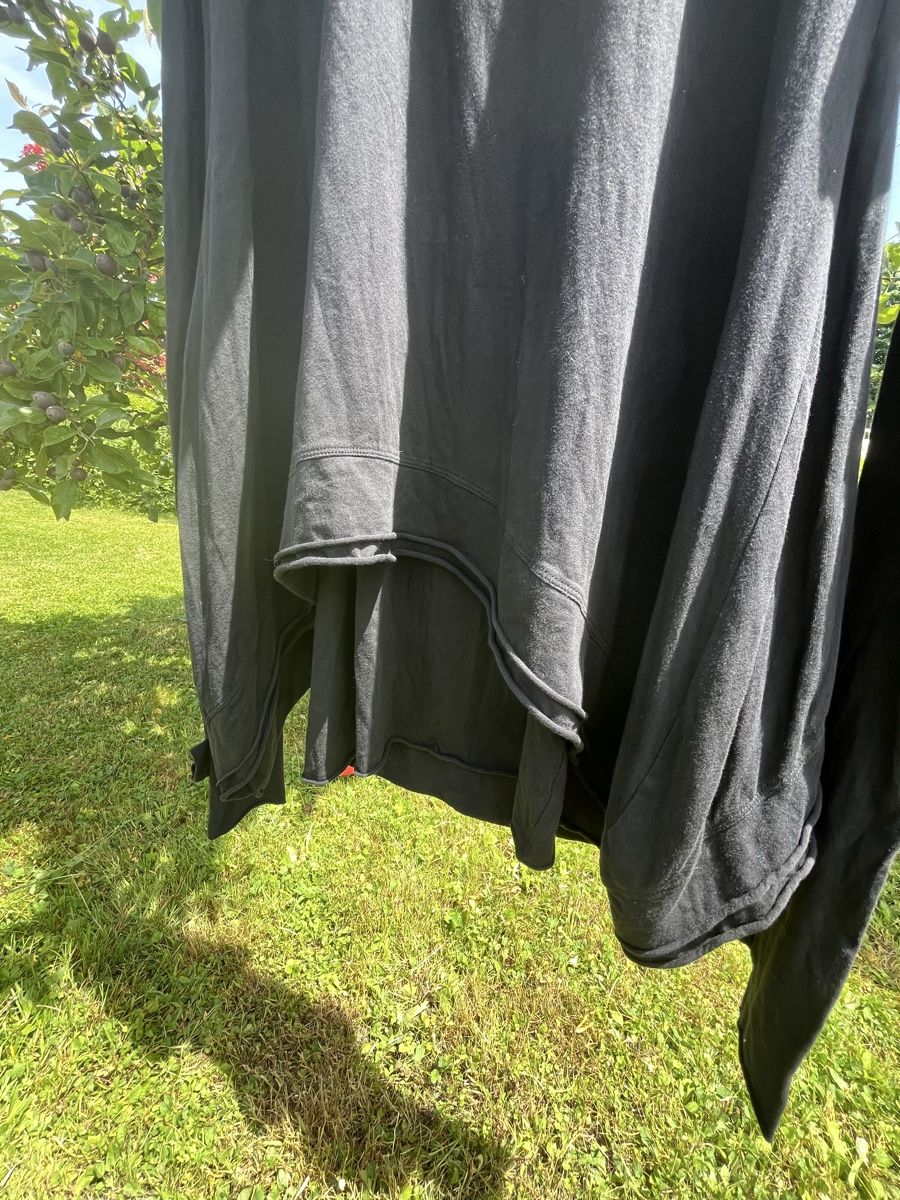 Pullover & Sweatshirts: NELLY Pullover schwarz M  – Gebraucht aus Heerbrugg von sputnik09 3