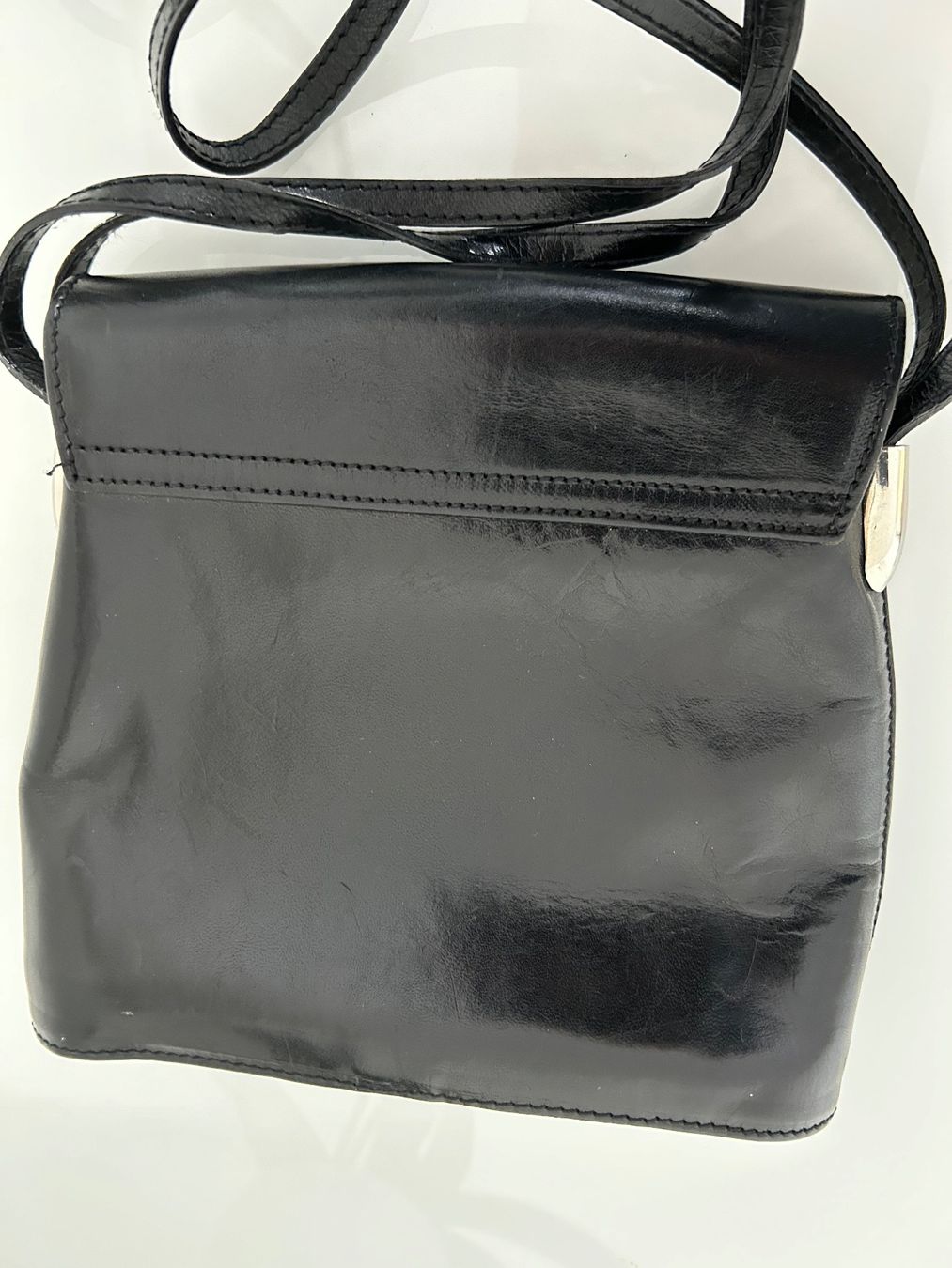 Borse da donna: Schwarze Ledertasche – Usato da Horn venduto da Resvi 4