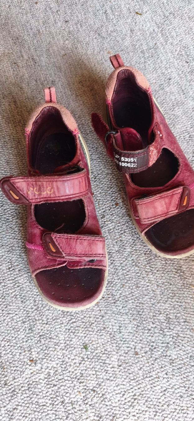 Ecco Scarpe per ragazze: Sandalen Mädchen – Usato da Winterthur venduto da OldShatterhand1.