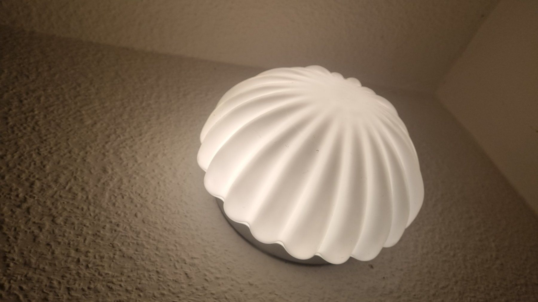 Lustres & lampes de plafonds: Deckenlampe oder Wandlampe – D'occasion à Basel par Jcva 1