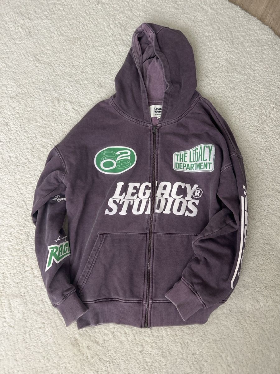 Vestes: Hoodie Legacy Studios S – D'occasion à Chur par sim_5jfc