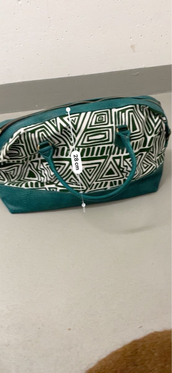 Borse: Travel bag 30x50 cm NEW – Nuovo e nell'imballaggio originale da Männedorf venduto da iza04 6