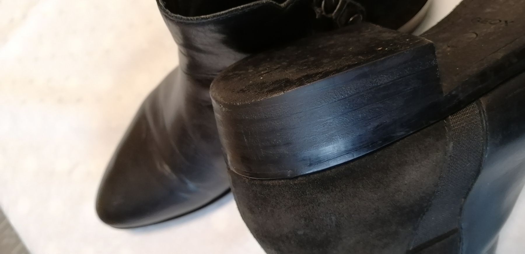 Geox Scarpe da donna: Geox Lederstiefeletten  (38.5) – Usato da Novazzano venduto da malu36 5