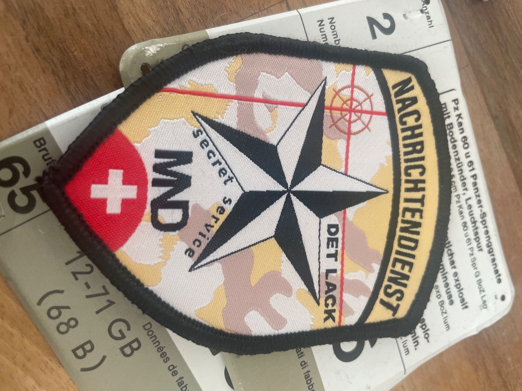 Schweizer Armee Toppe: Klett Nachrichtendienst – Usato da Oberiberg venduto da stab