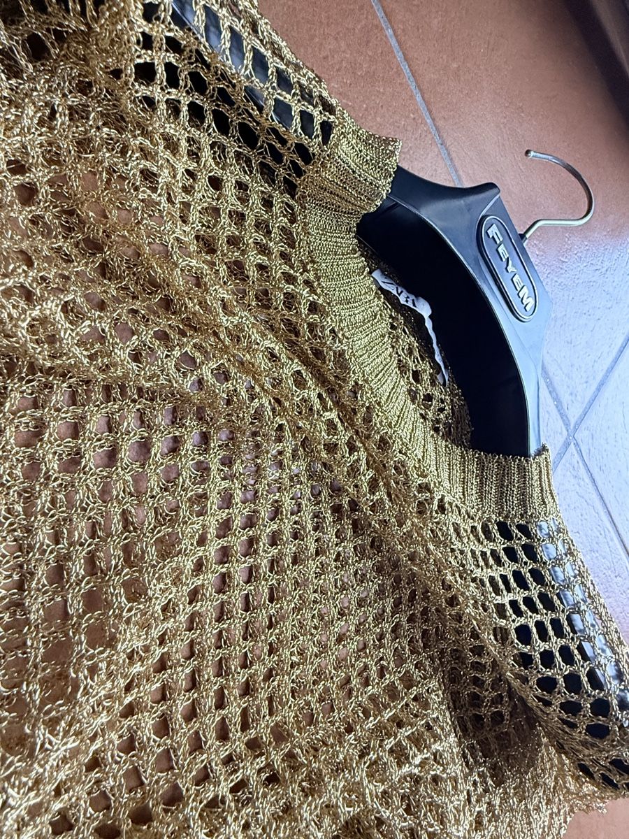Zara Tops: Splendido top Zara , color oro – Neuf (Voir description) à Bellinzona par bul_mvy5 4