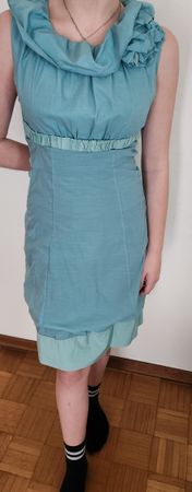 Elegante vestito estivo turchese con fiocco 👗☀️