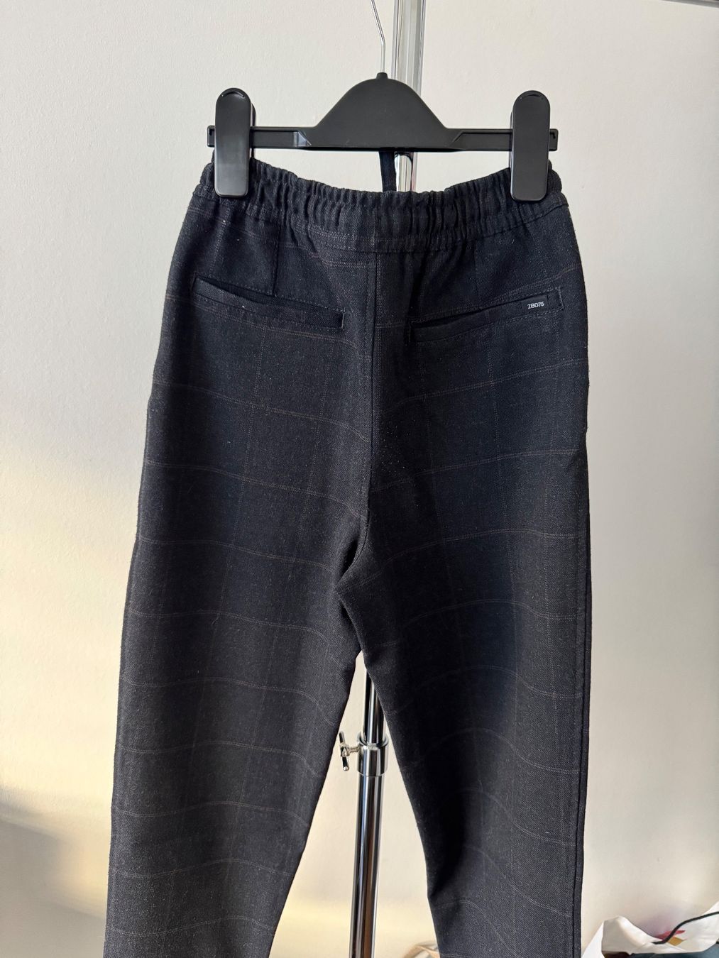 Zara Pantaloni: Zara Jogginghose Gr 140 (10) – Usato da Zürich venduto da AninANILOKIN 2