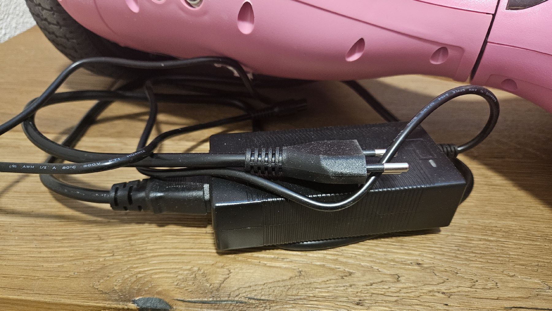 Hoverboard: Chic Smart Hoverboard pink mit Ladegerät – Usato da Rickenbach LU venduto da tramonto5 5