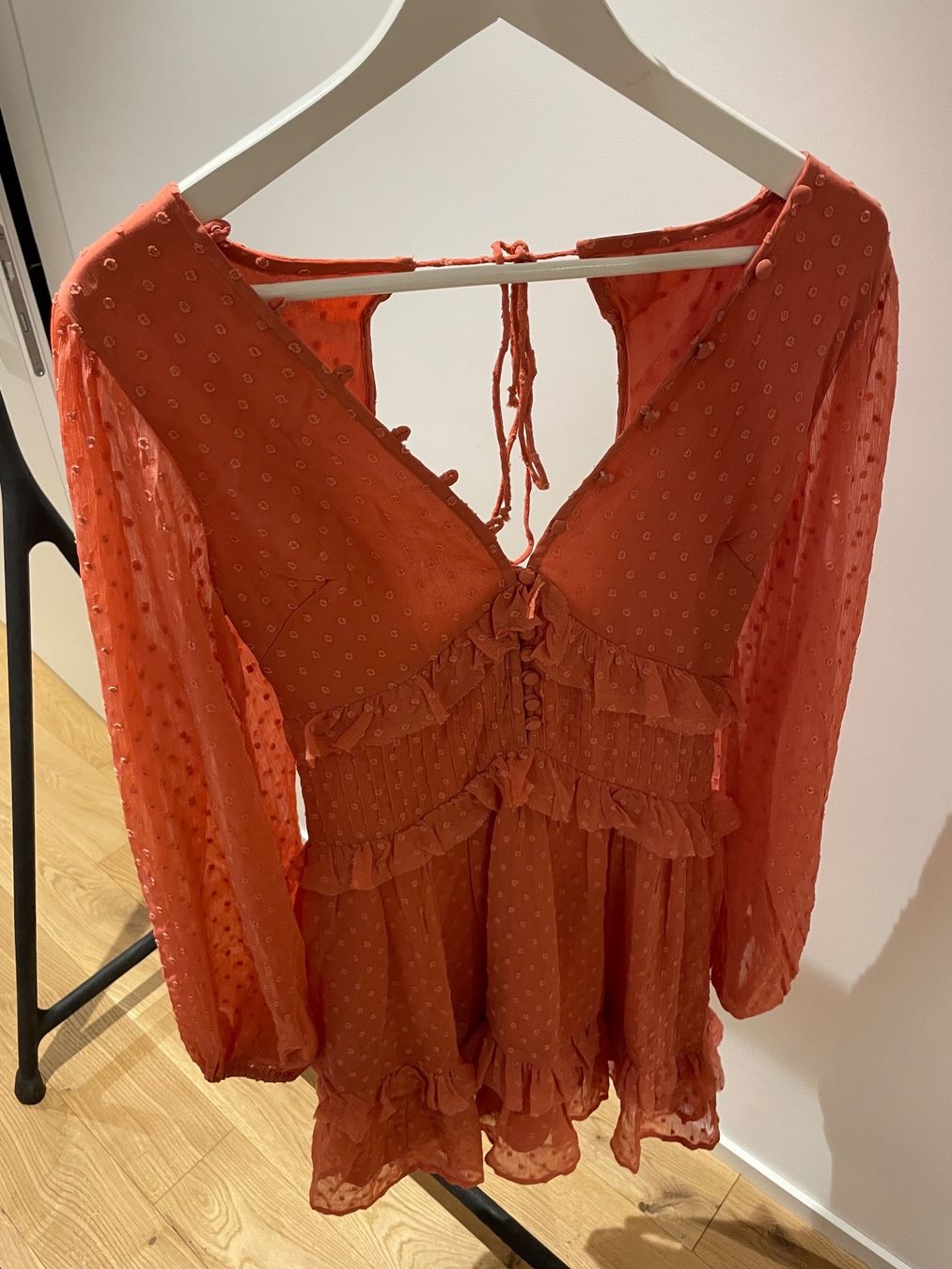 Asos Vestiti: Lachsfarbenes Kleid, Gr. 32 – Nuovo e nell'imballaggio originale da Arbon venduto da llaauraa 5