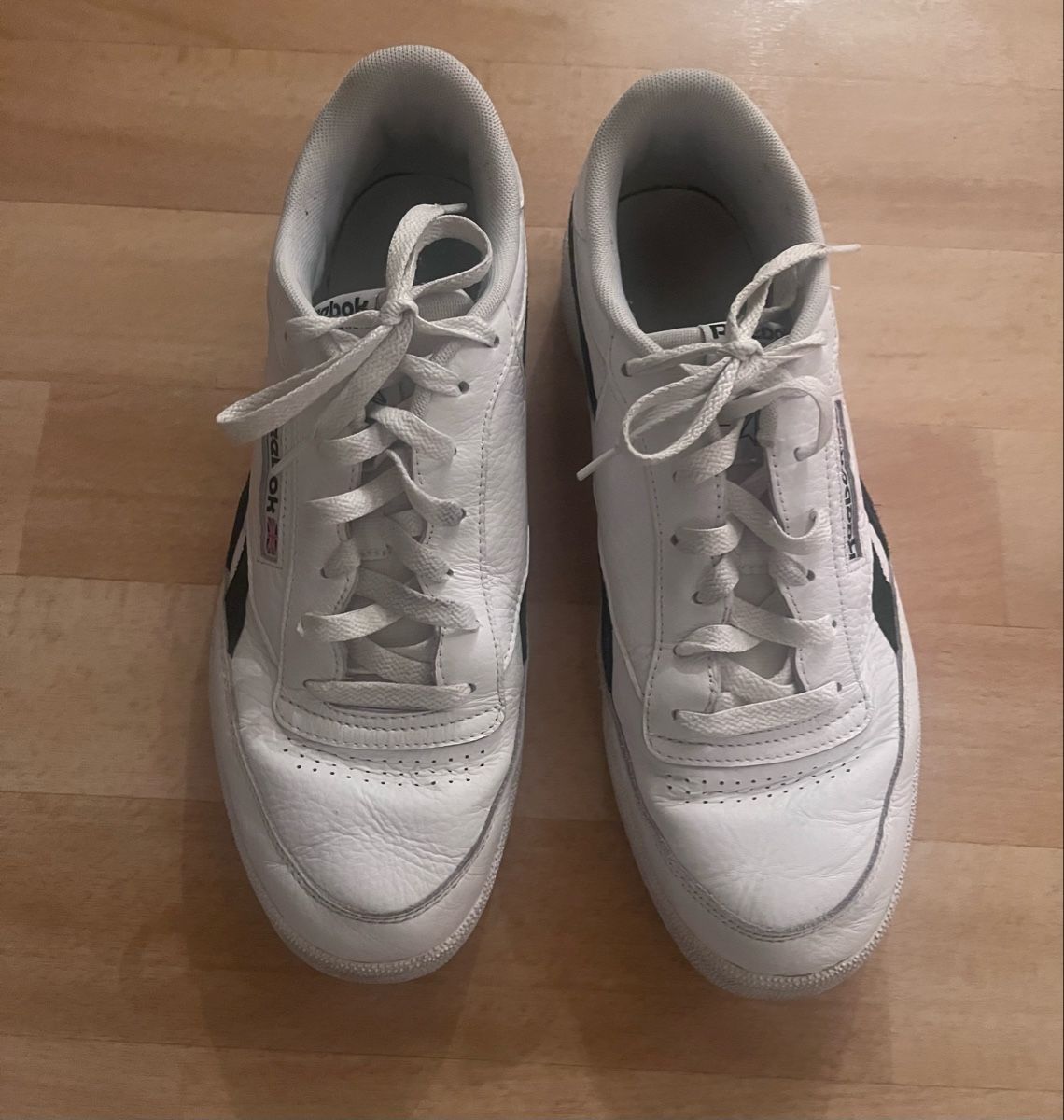 Reebok Scarpe da uomo: Reebok Grösse 44.5 weiss – Usato da Adliswil venduto da Eseestern