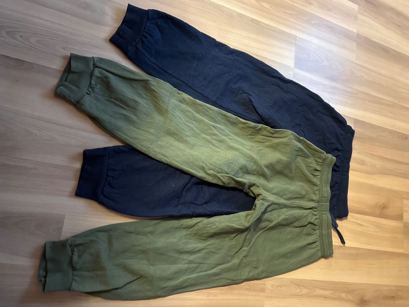 Pantaloni: Stoffhosen-Set Grösse 134 – Usato da Vilters venduto da san_2t9g 1