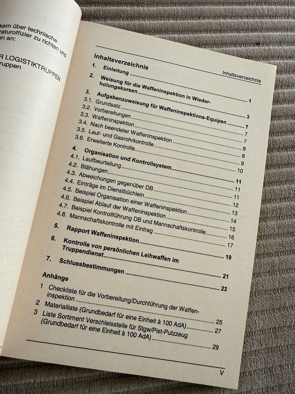 Dokumente: Reglement: Waffeninspektion - Schweizer Armee – Gebraucht aus Brütten von Hst1 1