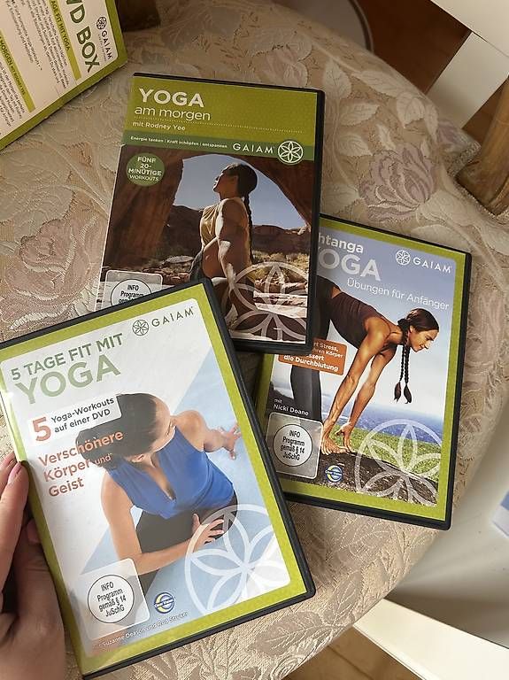 Tutti i DVDs: Yoga dvd – Usato da Oberweningen venduto da gta_kl5b 1
