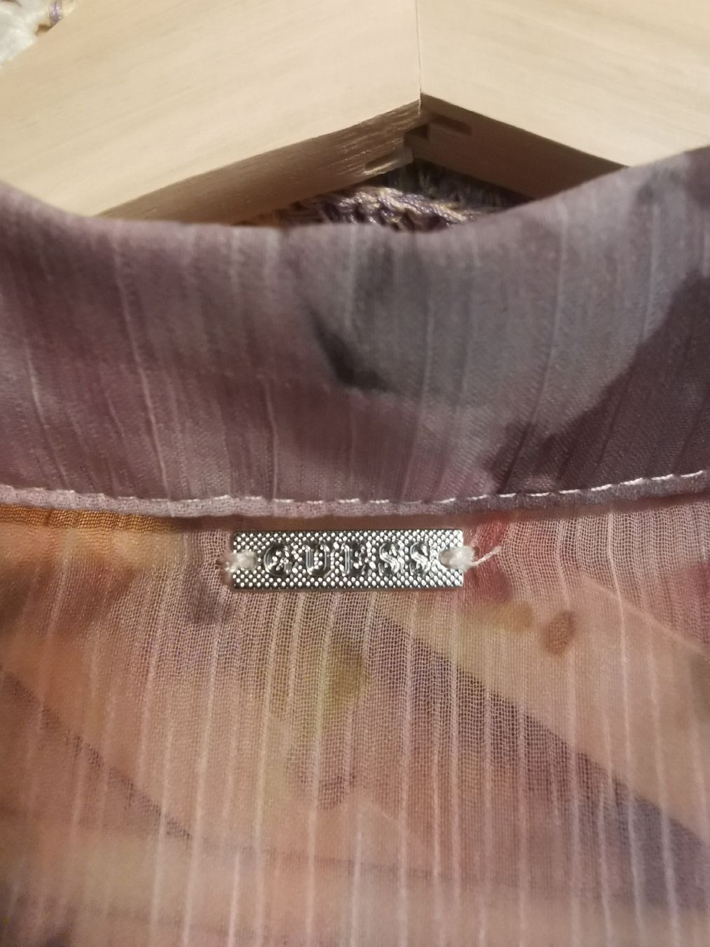 Guess Camicette: Damenhemd Guess – Nuovo (secondo la descrizione) da Cama venduto da anto_a 5