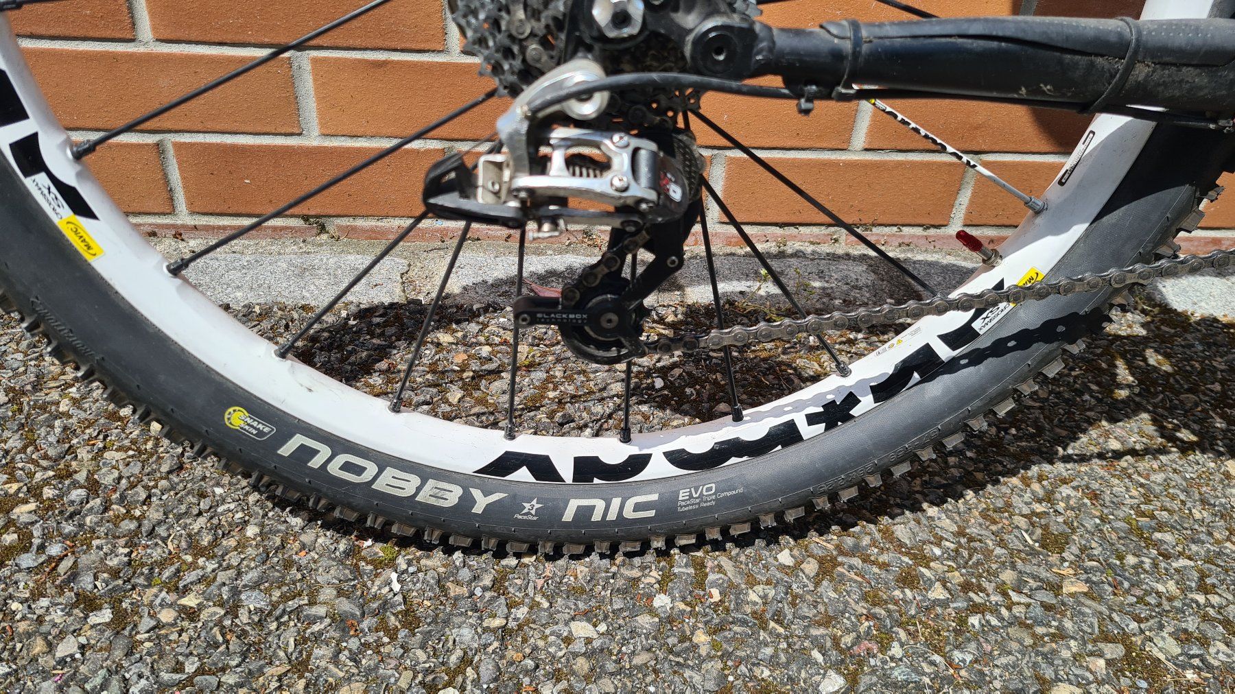 Specialized Biciclette: Mountainbike Specialized Epic Marathon Eigenbau – Usato da Zürich venduto da MIS-DIS 7