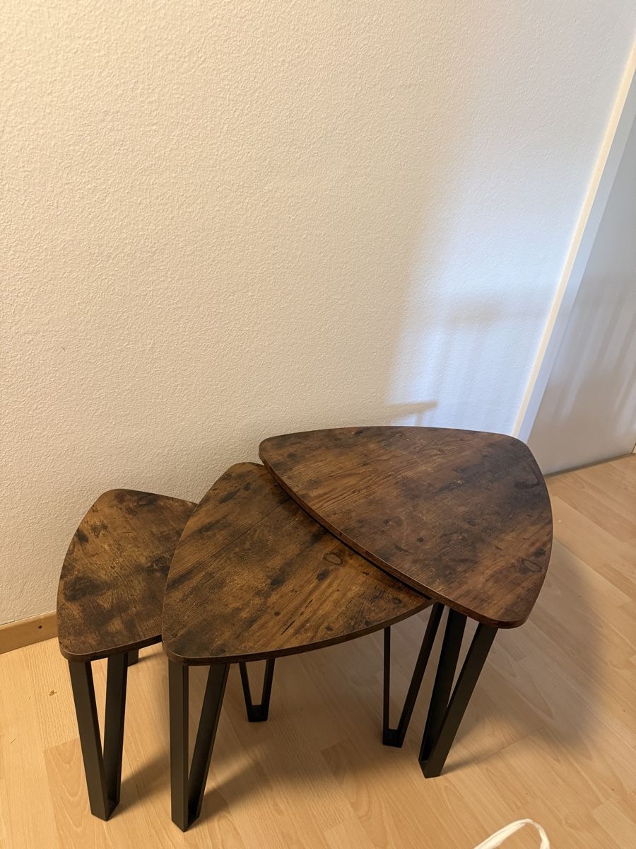 Tables: wohnzimmer tisch – D'occasion à Russikon par Anninaf.