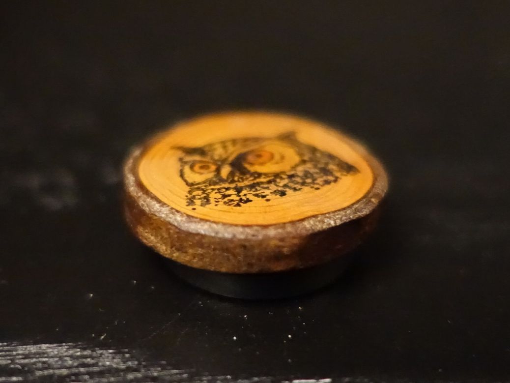 Magnete: Magnet mit Eule aus Holz – Gebraucht aus Russikon von Eulenfeder 2