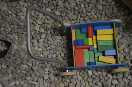 BABY SPIEL - BABY JEUX