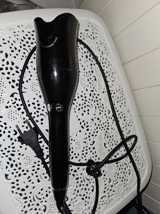 Piastre & Arricciacapelli: Lockenstab für schöne Locken, Occasion 👌 – Usato da Au ZH venduto da fundgruebli
