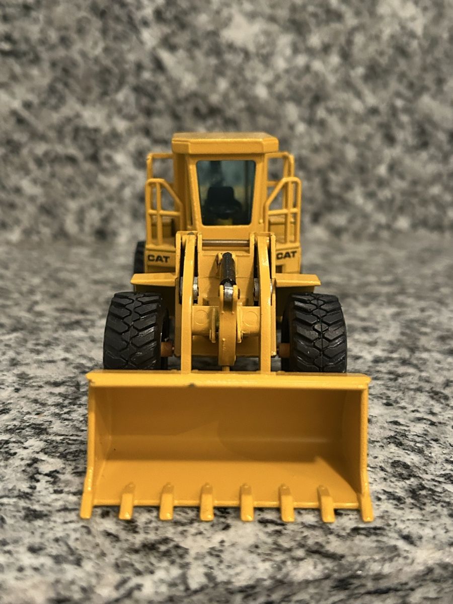 Caterpillar Modellbausätze & Standmodelle: Cat 966 , 1:50 , NZG – Defekt aus Horw von Tigercat635 3