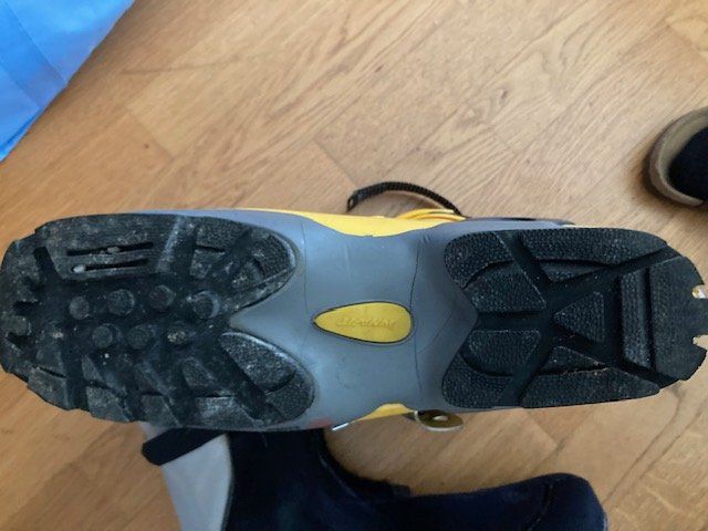 Dynafit Scarpe da uomo: Tourenskischuhe Dynafit TLT4 – Usato da St. Gallen venduto da Geoka 4