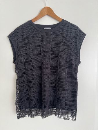 Schickes ärmelloses Oberteil von Zara, Gr. w/b