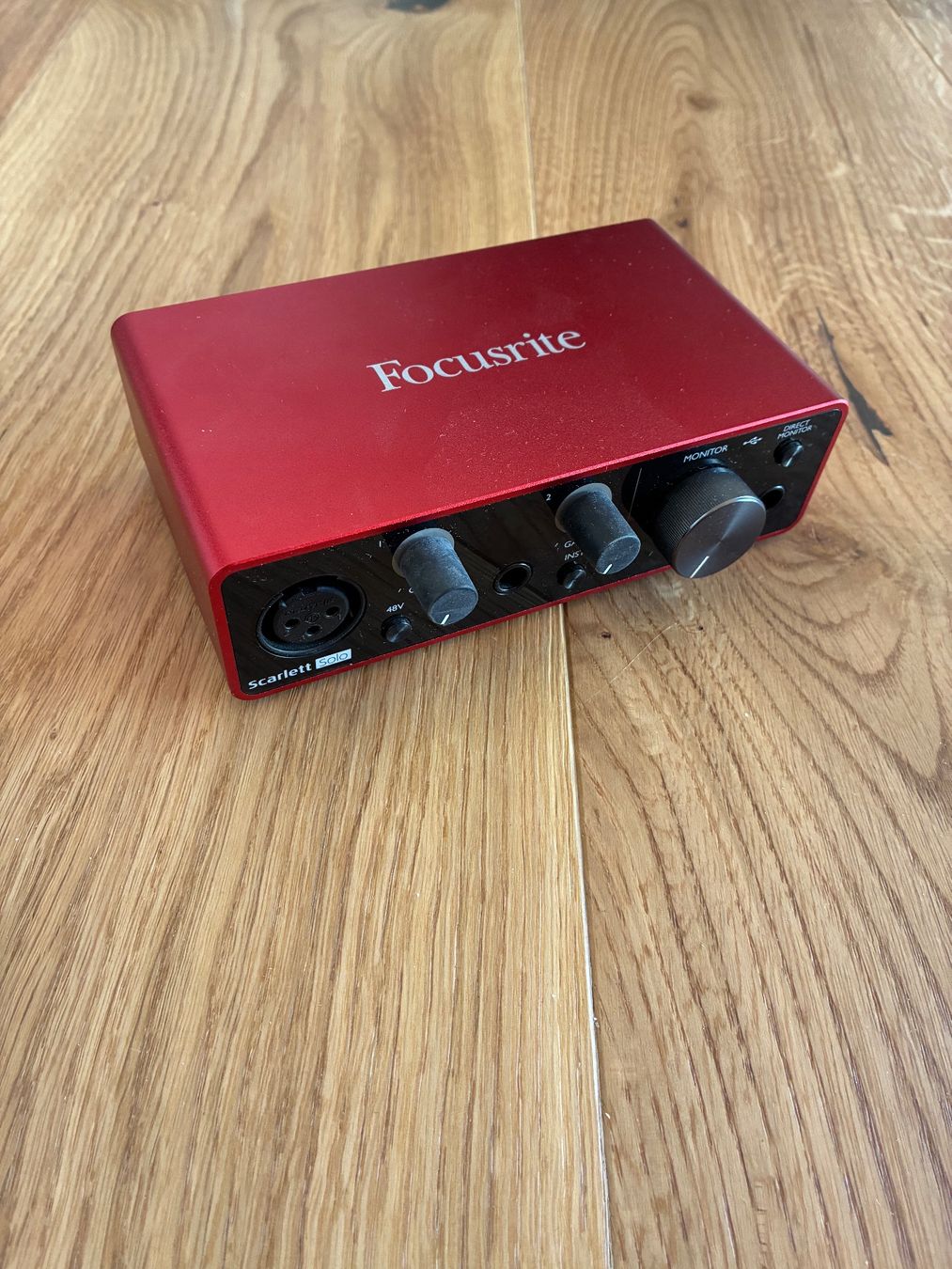 Registratori: Focusrite Scarlett Solo 3rd Gen Audio Interface – Usato da Oberdorf SO venduto da RSB21