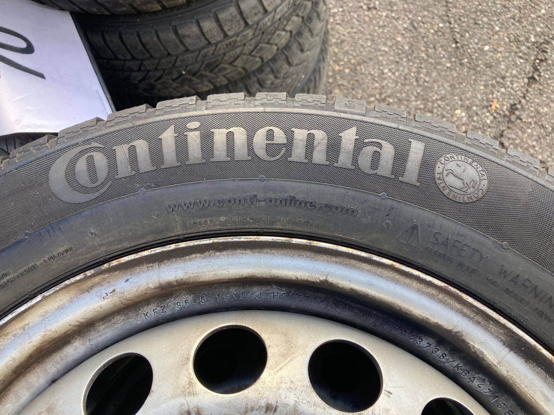 Mazda Pneumatici & Ruote complete: Mazda 3 Winterräder 205/60R16 – Usato da Cham venduto da WB2223 2