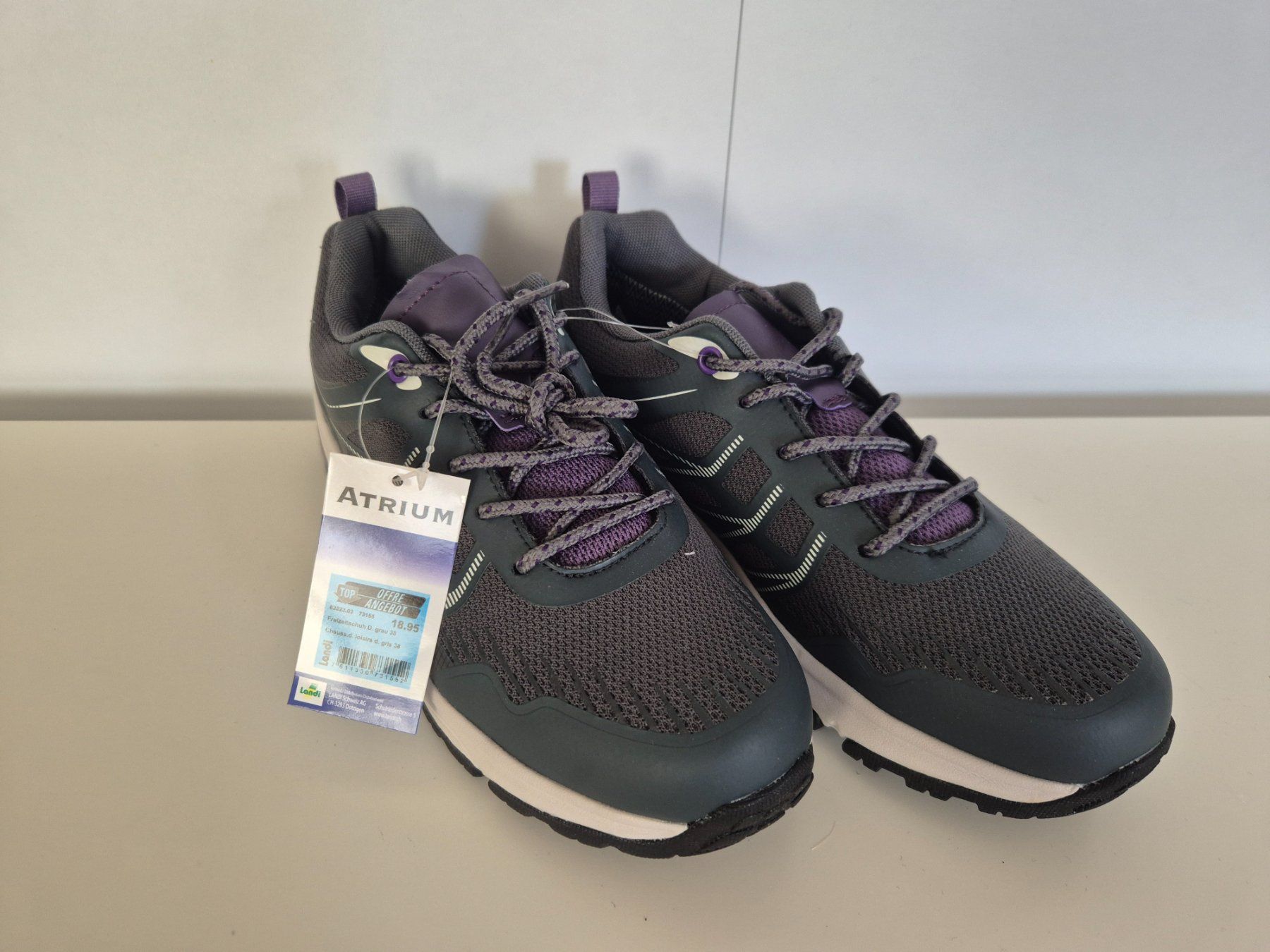 Scarpe da uomo: Atrium Turnschuhe / Sneaker 38 NEU – Nuovo e nell'imballaggio originale da Meggen venduto da Orrinka20