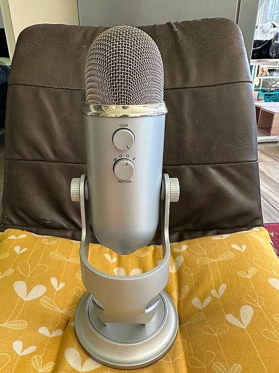 Mikrofone: YETI - Microfono da tavolo – Gebraucht aus Contra von SGWalker 3