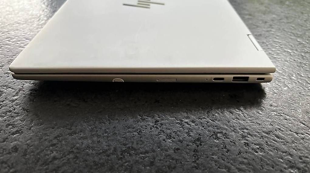 Hewlett Packard Notebook: HP Elitebook 8 Flip G1 13", i7 – Nuovo (secondo la descrizione) da Frauenfeld venduto da Hawaii007 3