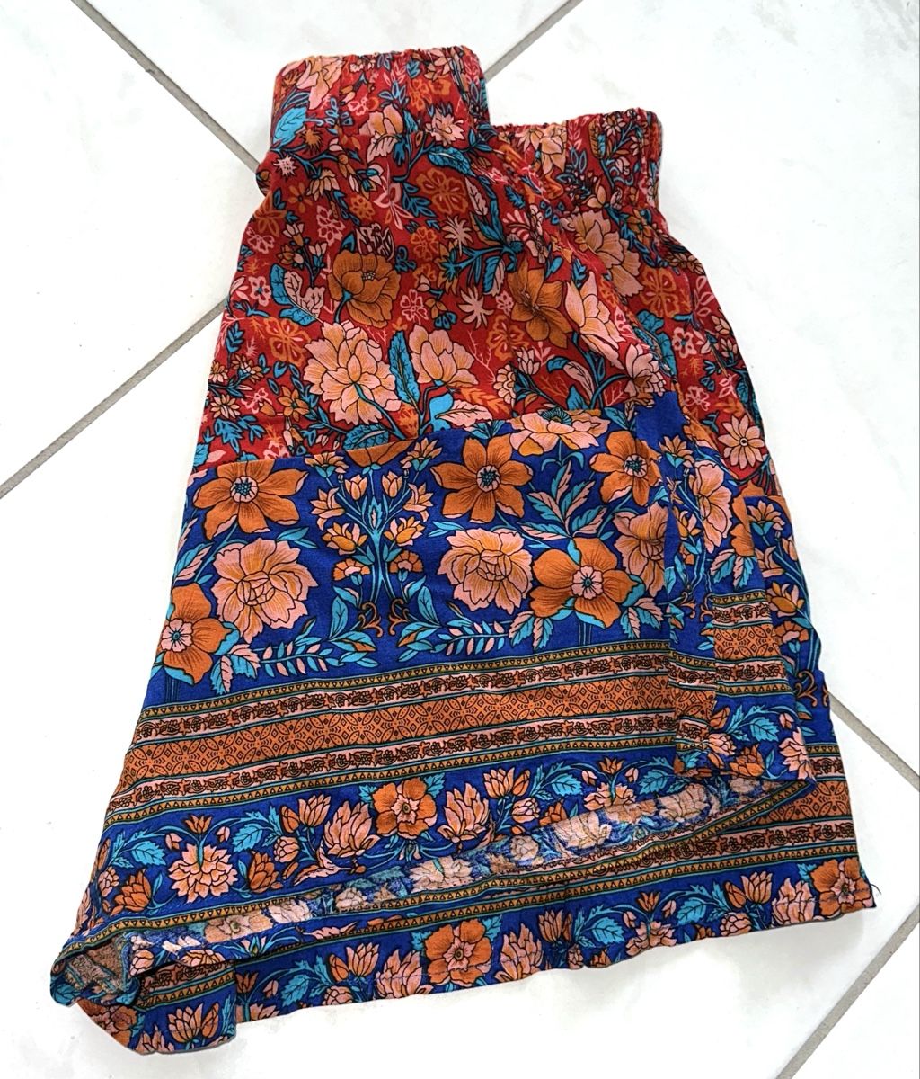Pantaloni: SHORTS GR. S neuwertig – Nuovo (secondo la descrizione) da Unteraegeri venduto da MH203 3